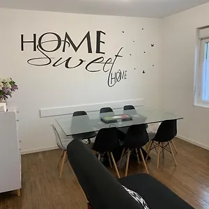 Logement, Idéal Famille, Amis, Y Est ! Dompierre-sur-Besbre