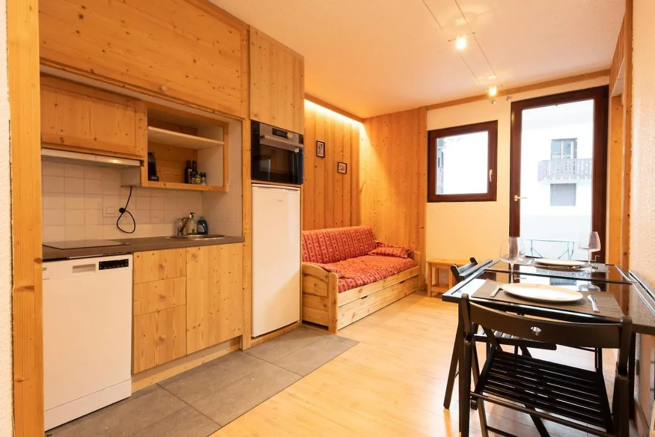 Apartment Nice Apt With Mountain View At The Foot Of Slopes Chamonix