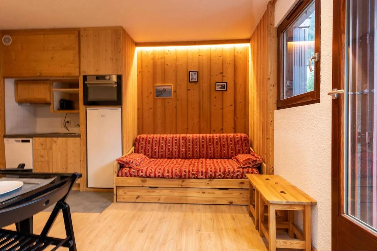Nice Apt With Mountain View At The Foot Of Slopes Chamonix Apartment